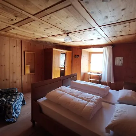 Chalet Im Laret, Lavin Zernez